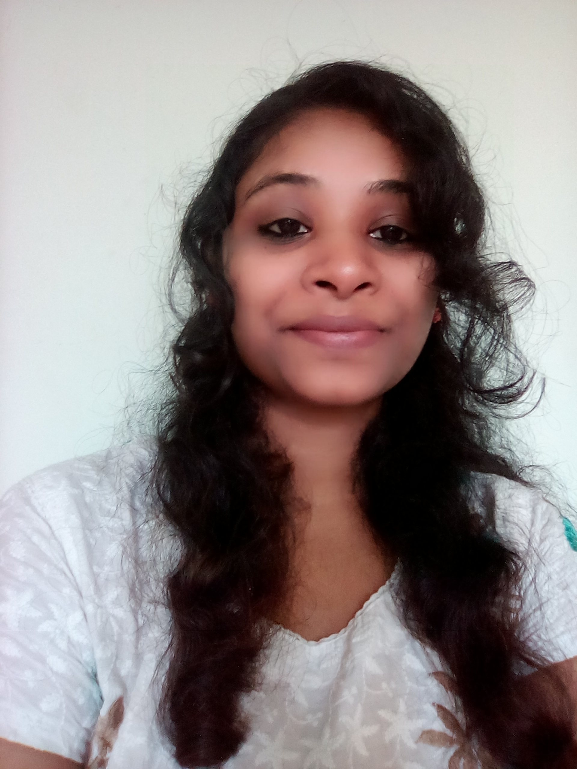 Dr. <b>Sneha Nambiar</b>, ELS Professional Affiliations: - Cloud-Power-_20151125_090010